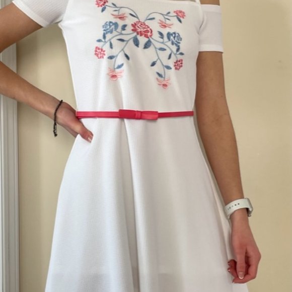 Summer Dress - Picture 2 of 3